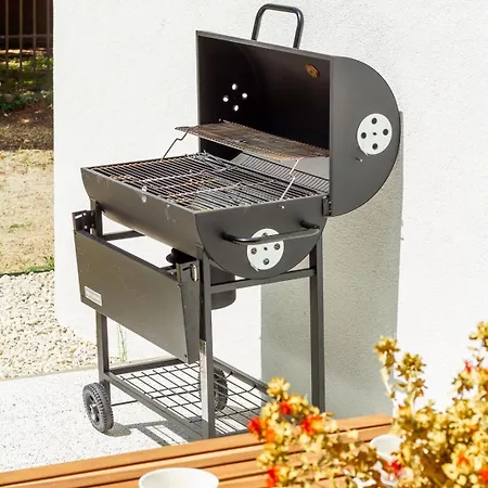 Bbq Terrace Balaton 2br Appartement *
