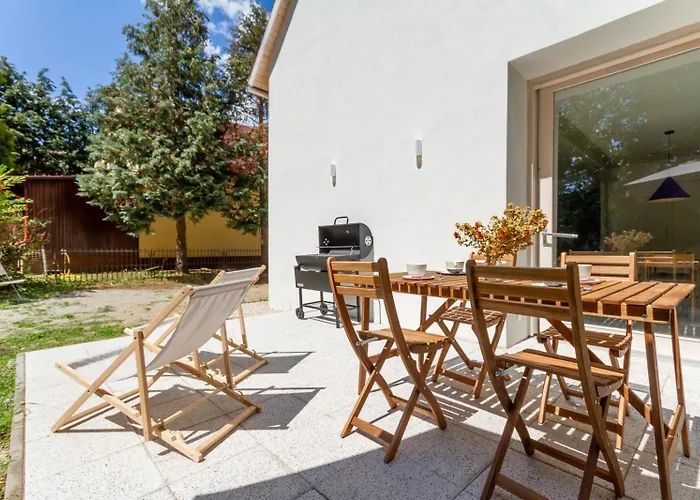 Bbq Terrace Balaton 2br By Nw Apartment